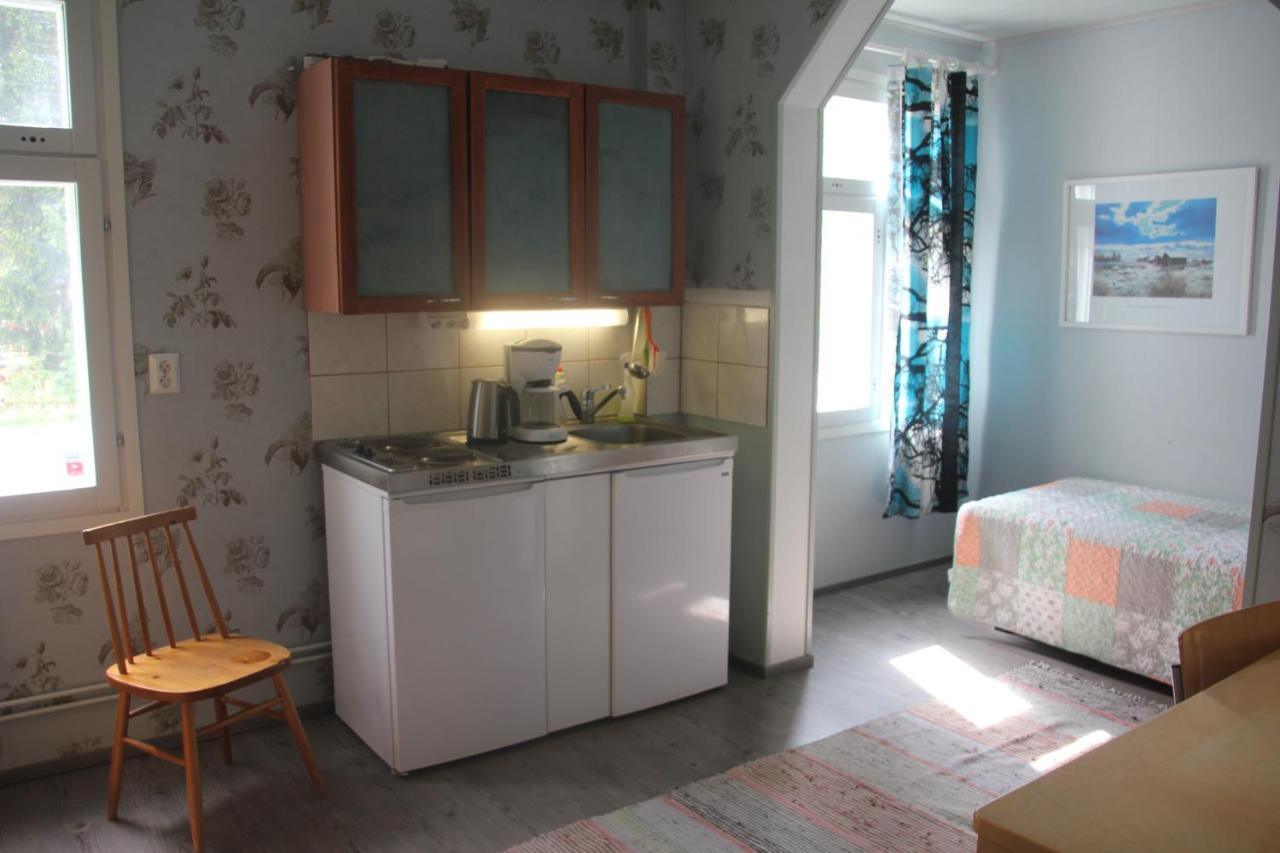 Majatalo Veikeae Vuohi Hotel Лиекса Екстериор снимка